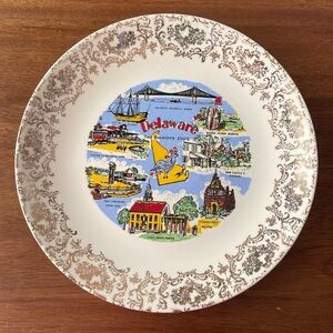 Vintage Delaware Ivory Gold Edge Souvenir Collector Decorative Plate